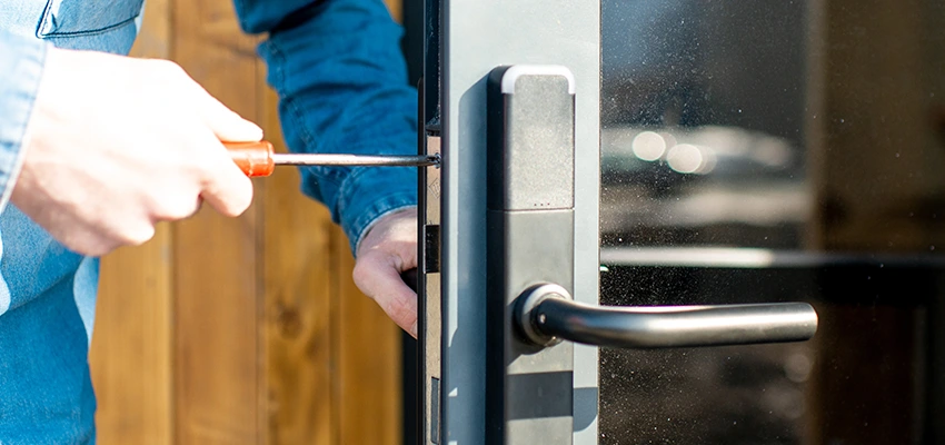 Aluminium Door Lock Replacement in Old Fig Garden, California
