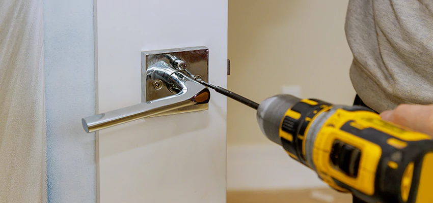 After-hours Locksmith  For Lock Troubleshooting in Old Fig Garden, California